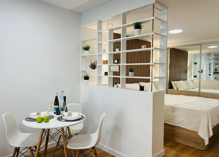 Paulmarie El Camison Apartman